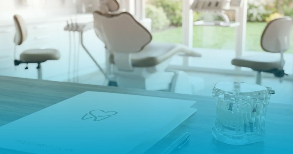 implant dentar in rate